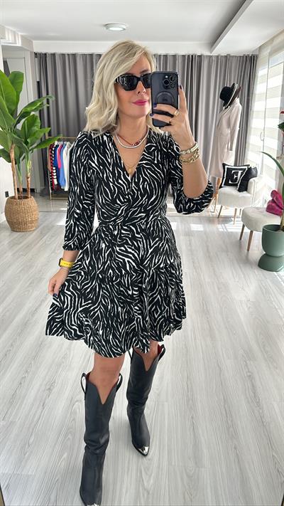 ZEBRA DESEN SİYAH ELBİSE