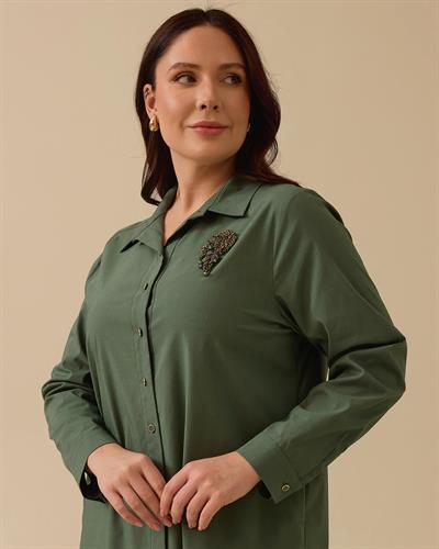 Galaxi Büyük Beden Taş Detaylı Düğmeli Gömlek Elbise-Yeşil
