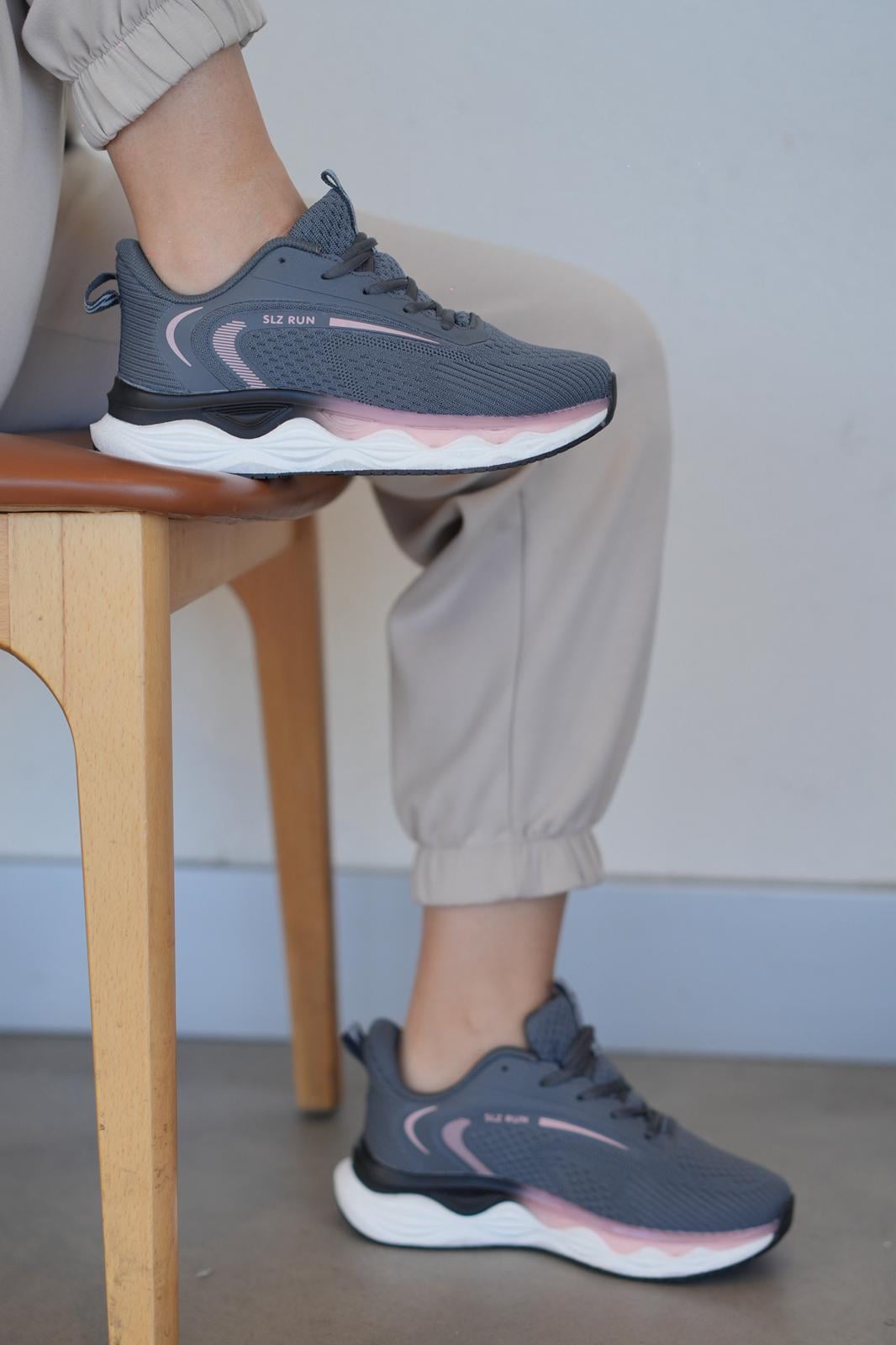 Kadın Beyaz Ortopedik Taban Günlük Sneaker 048