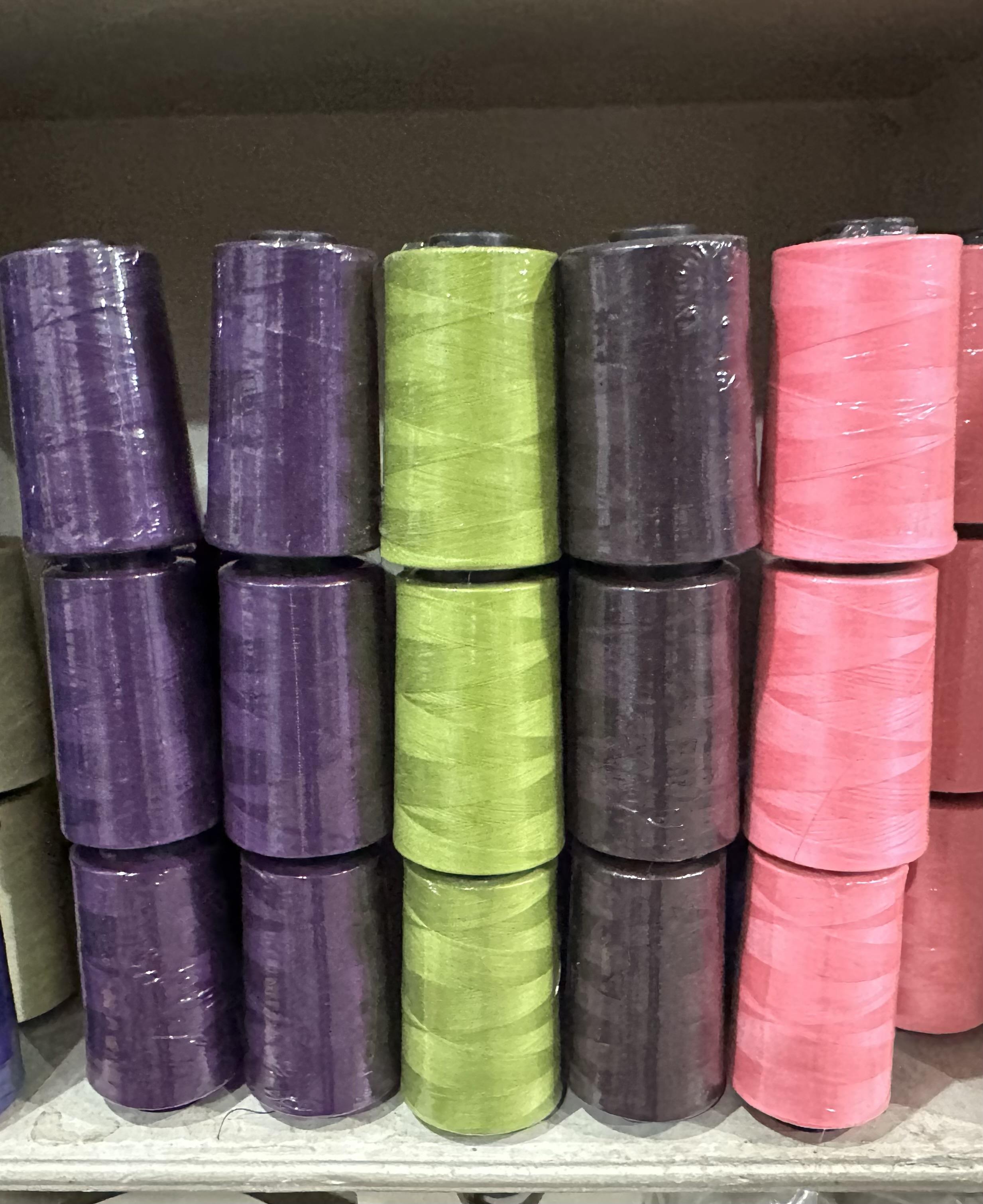 Tuana 120 No Renkli Dikiş ipliği 5000 mt