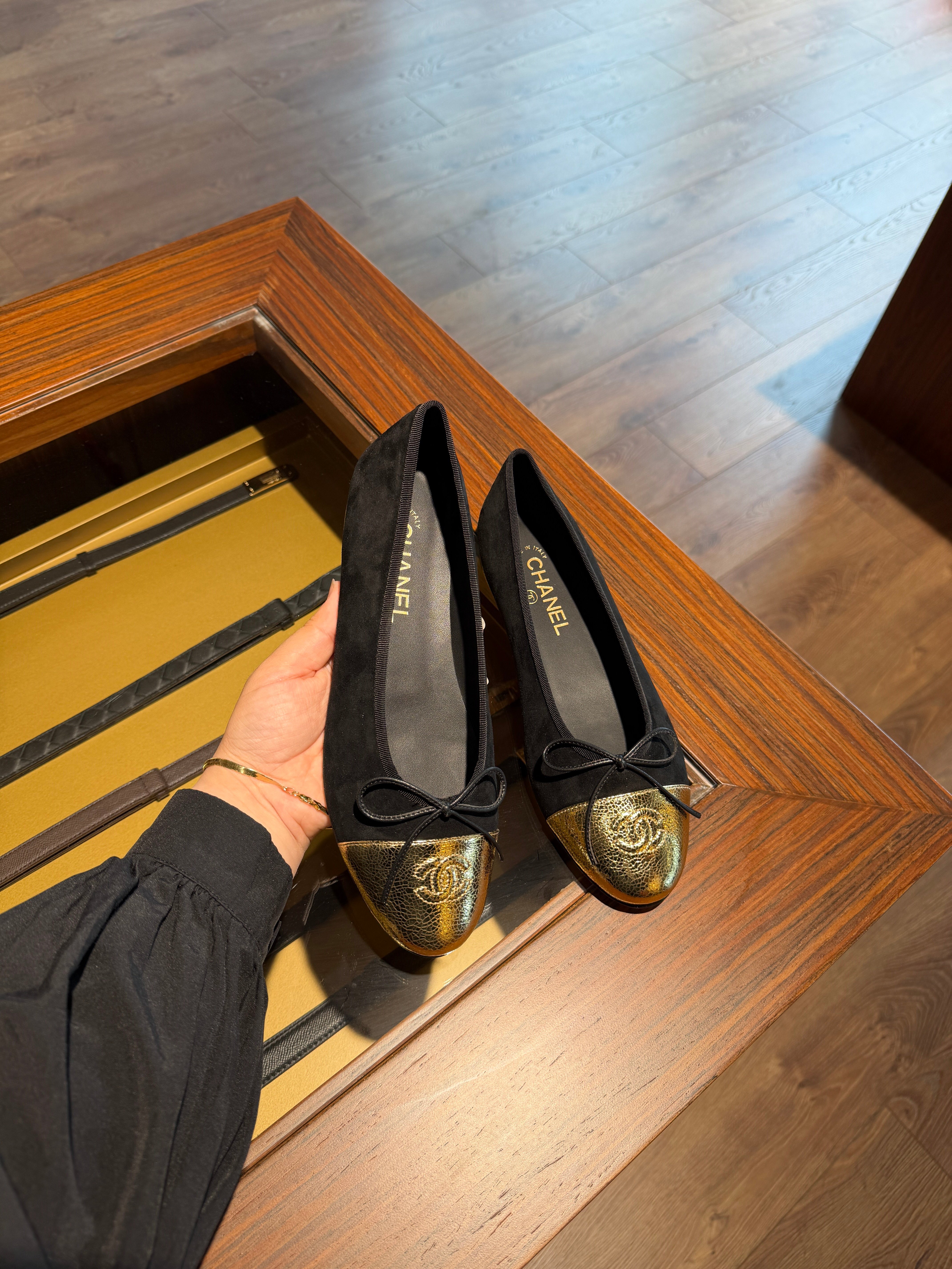 CHNL BALERİAN SUEDE GOLD (HEMEN TESLİM)