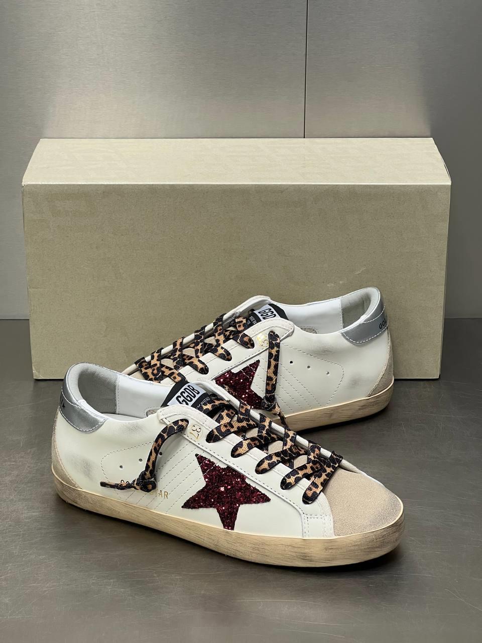 GOLDEN GOOSE
