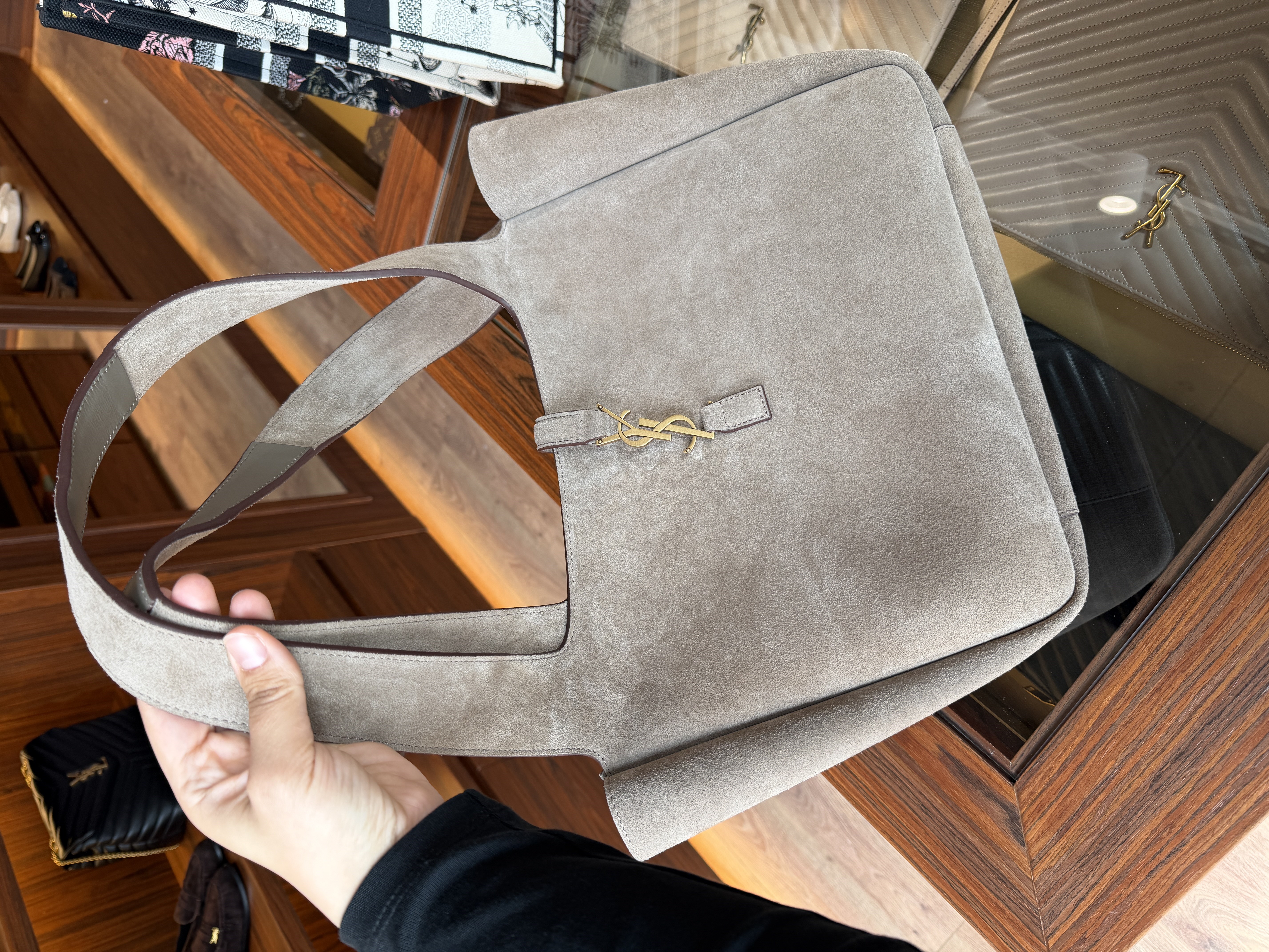 YSL TOTE SUEDE LARGE (HEMEN TESLİM)