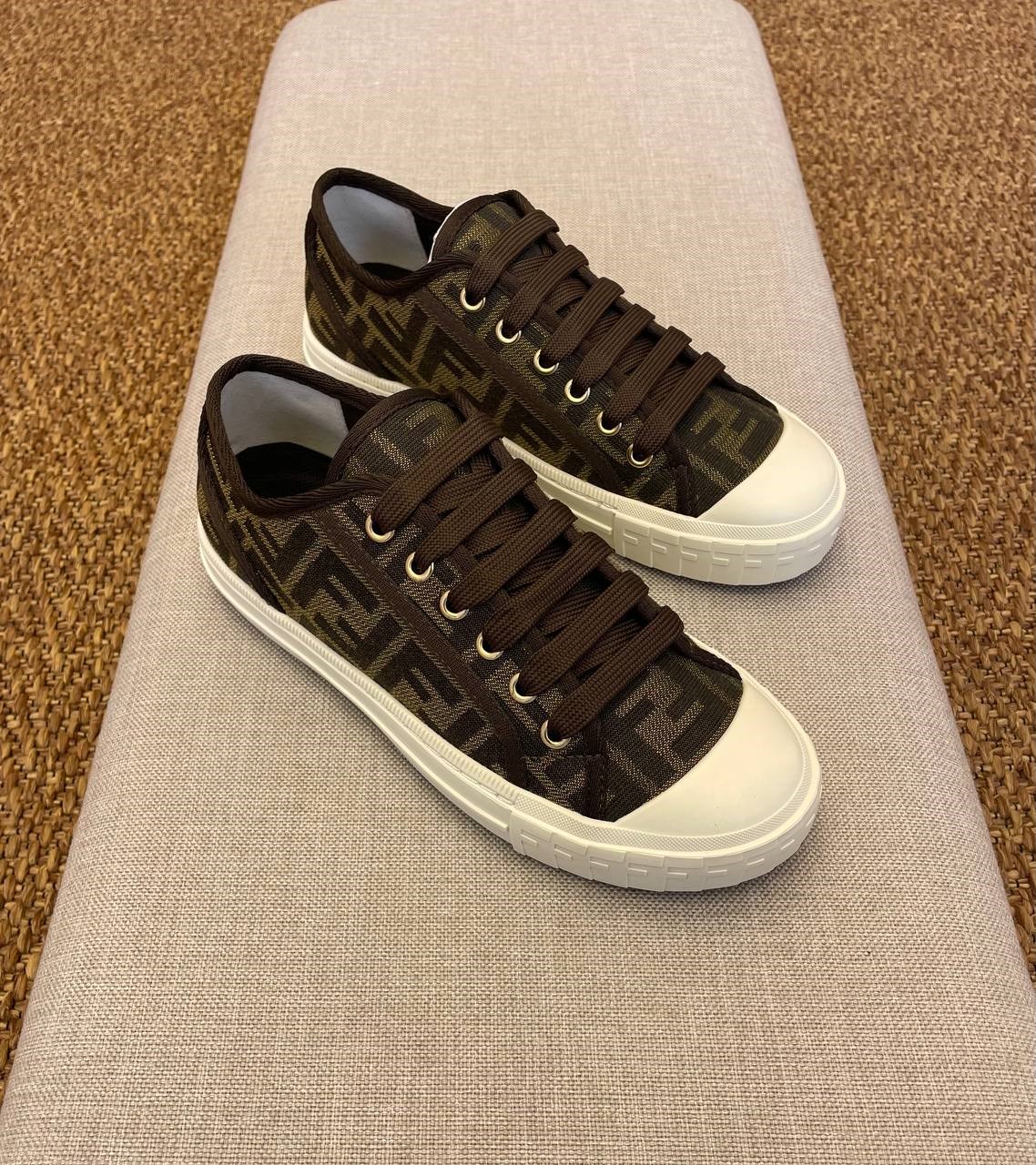 FND SNEAKER (HEMEN TESLİM)