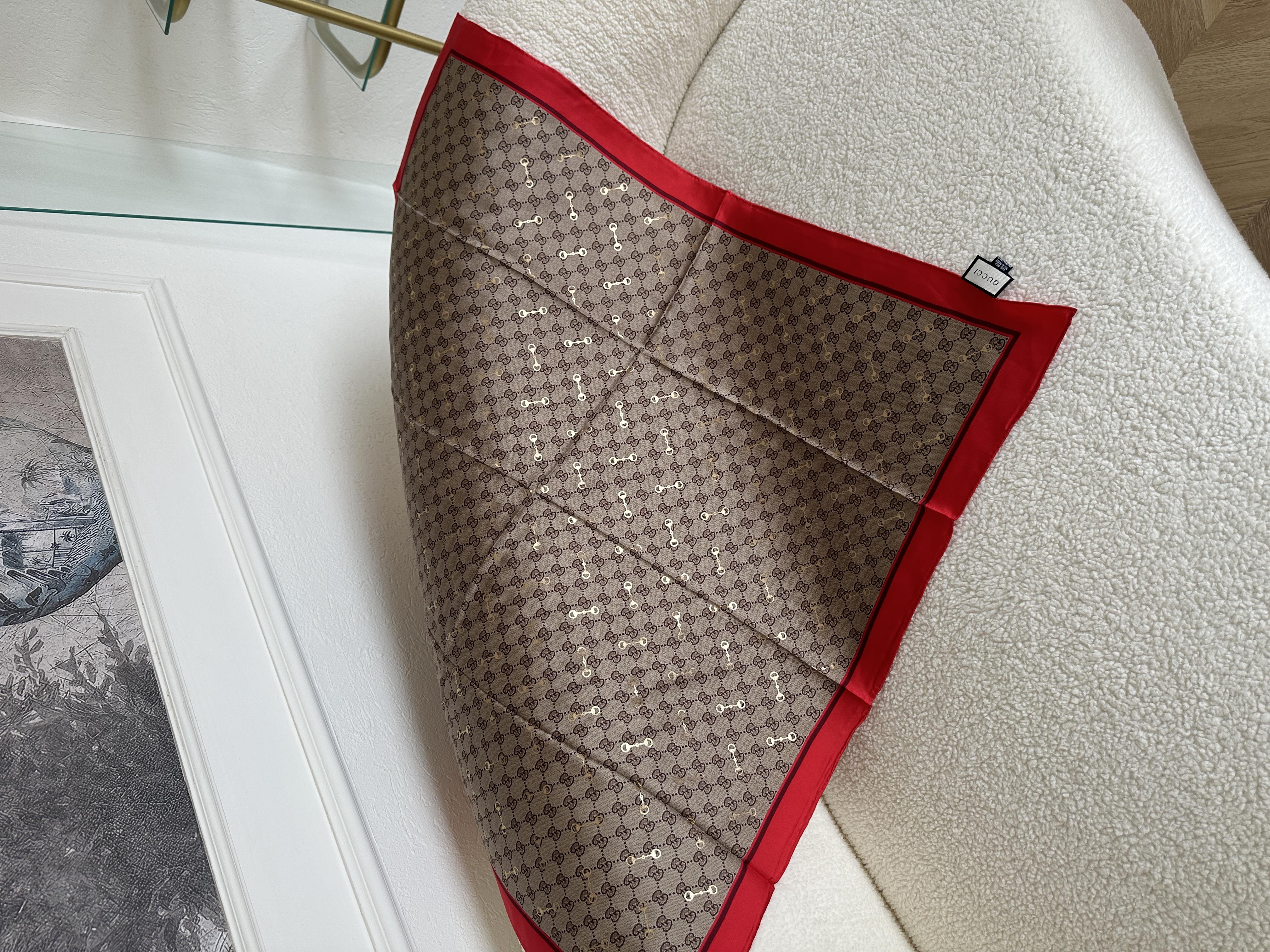 GUCCİ MONOGRAM KIRMIZI