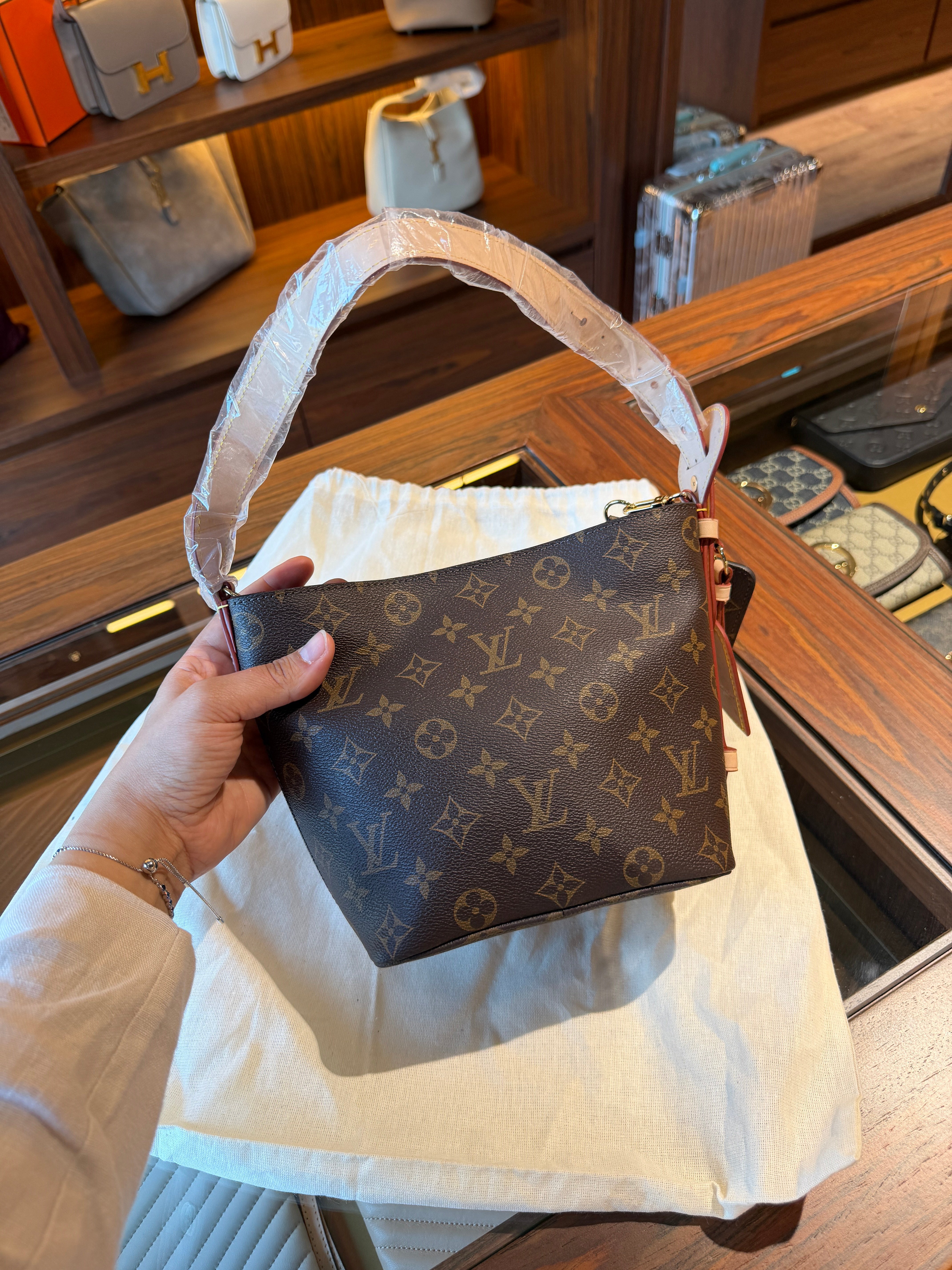LV MULTİPASS (HEMEN TESLİM)