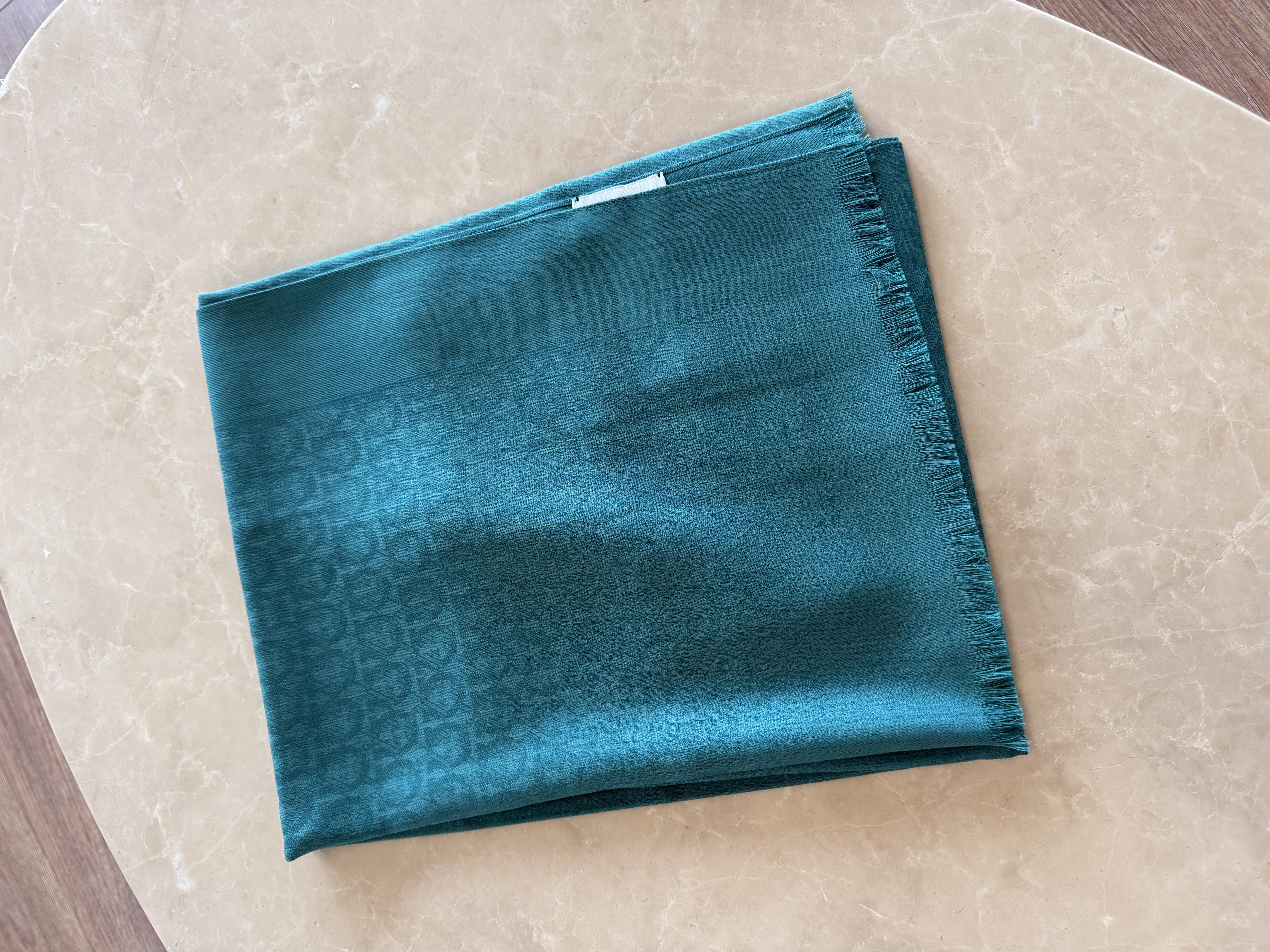 SALVATORE YÜN İPEK PETROL