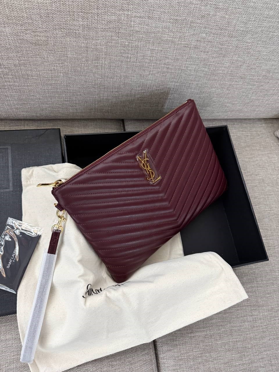 YSL CLUTCH BORDO (HEMEN TESLİM)