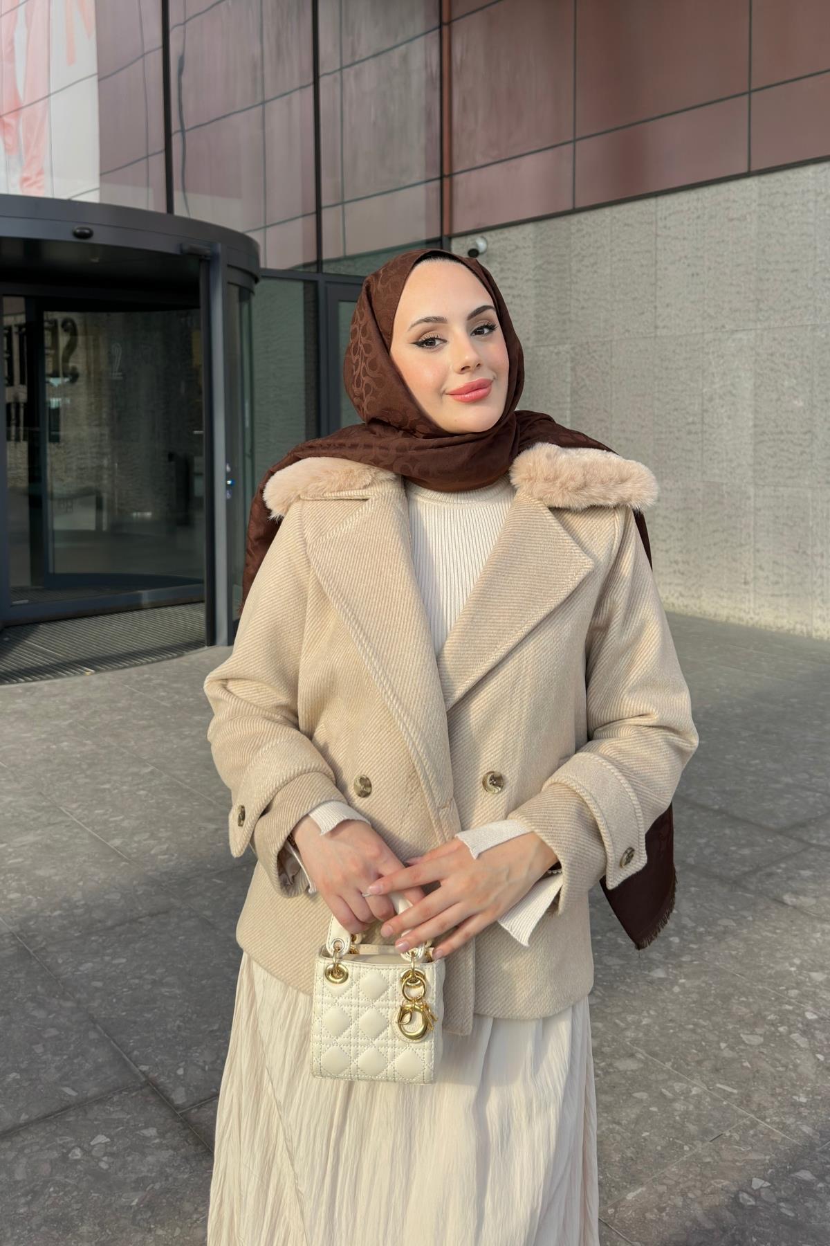 CEKETKürk Yakalı Ceket 1137 Bej 