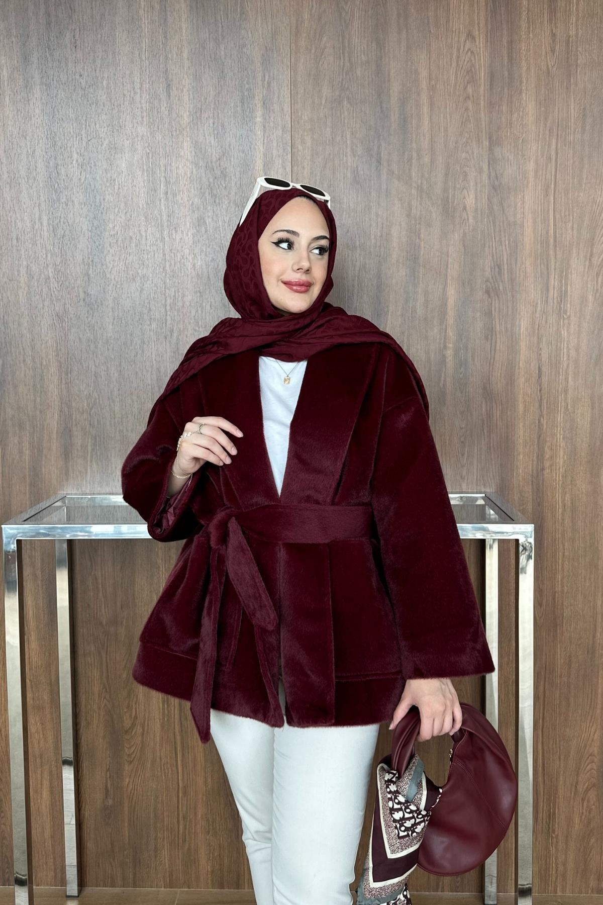 KABAN & MONTYakalı Kaban 11174 Bordo