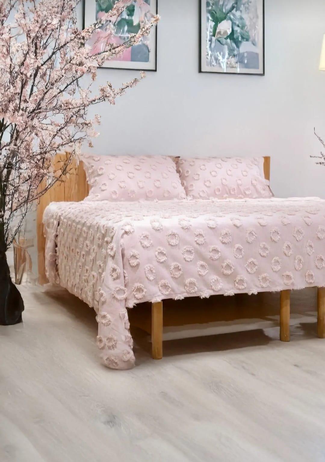 Ponponlu Çift Kişilik Yatak Örtüsü 3 Parça / Pembe
