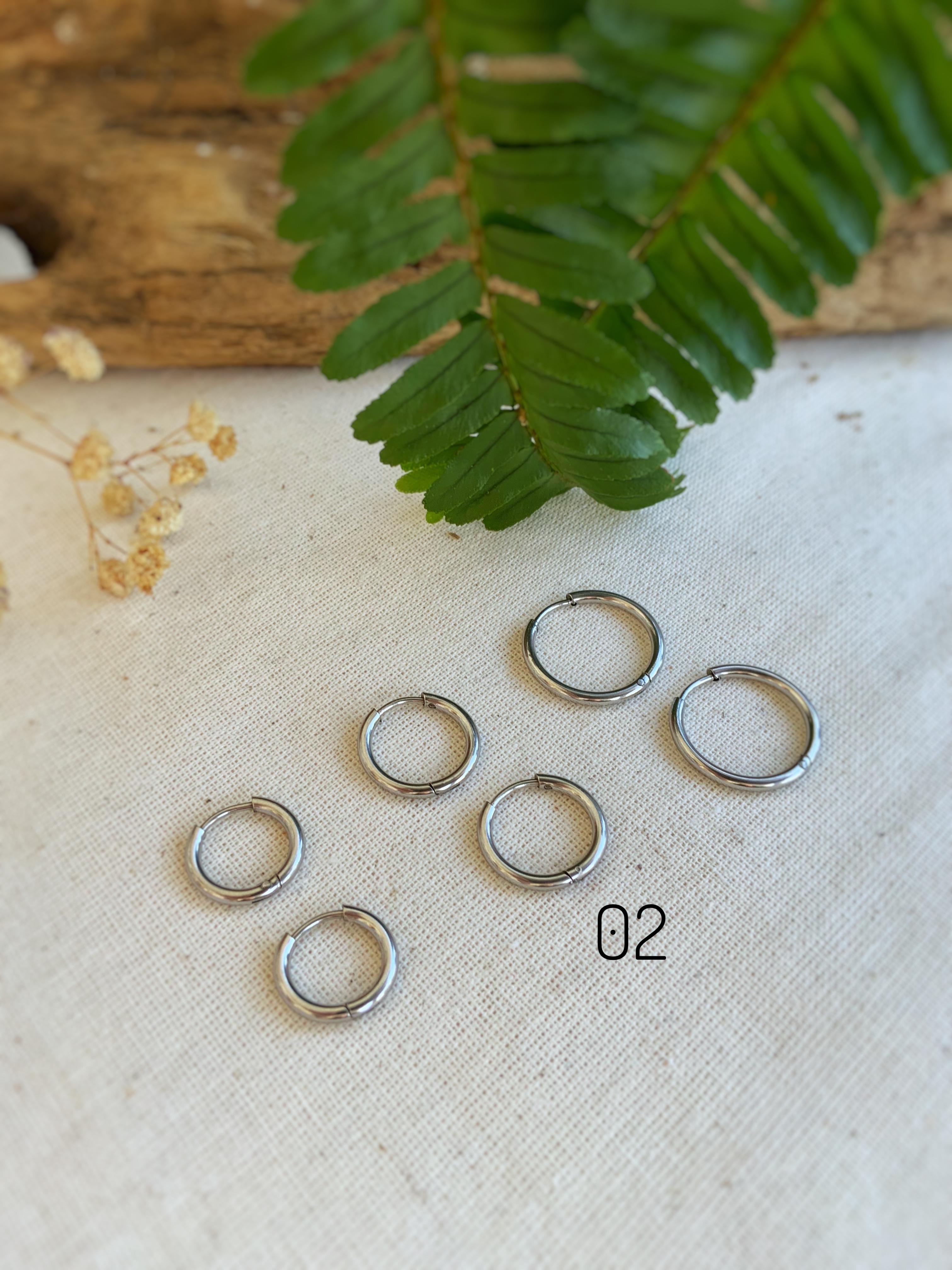 Çelik Halka Gümüş Küpe 02