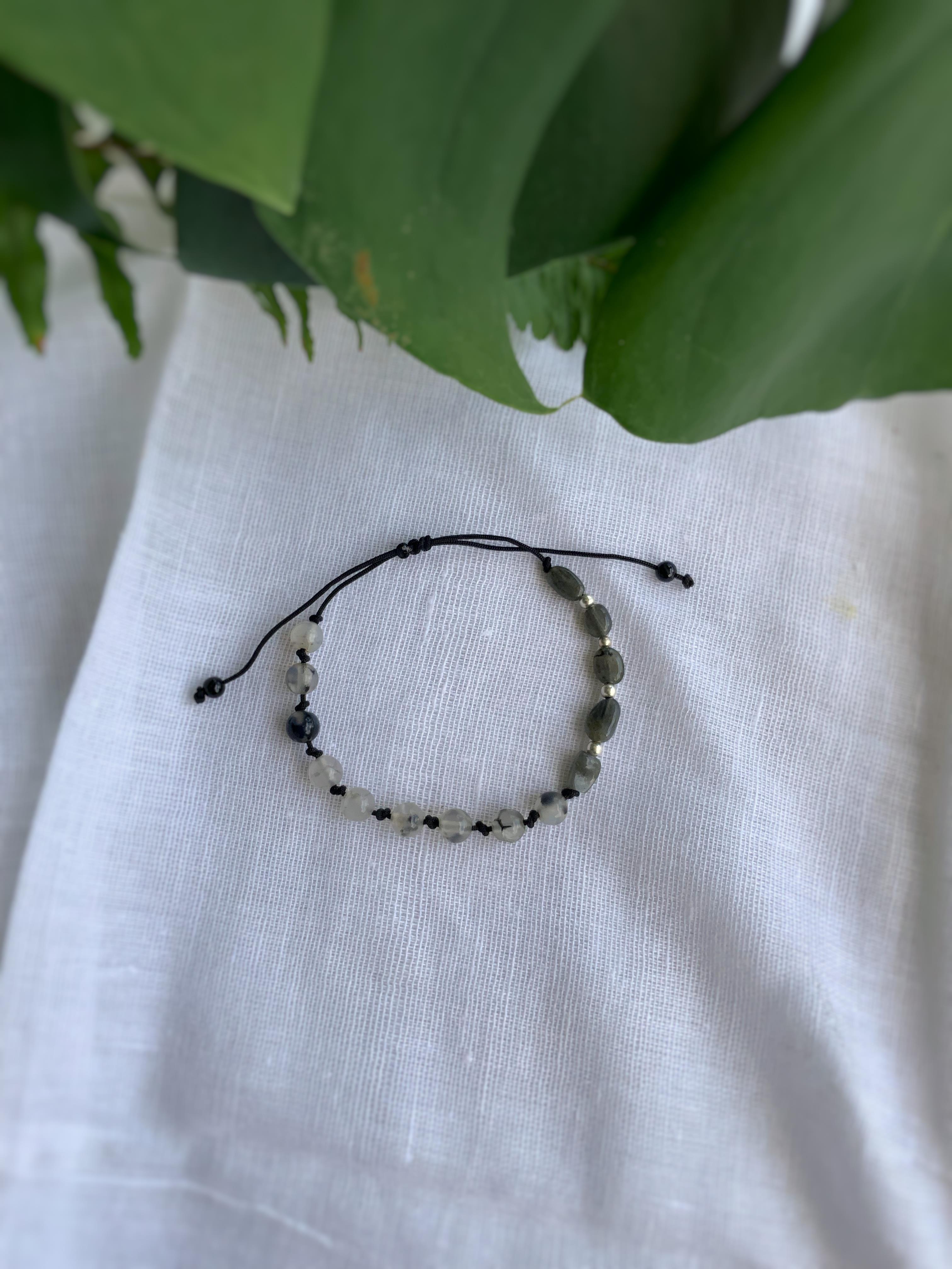 Gümüş Deatylı Tasarım Bileklik