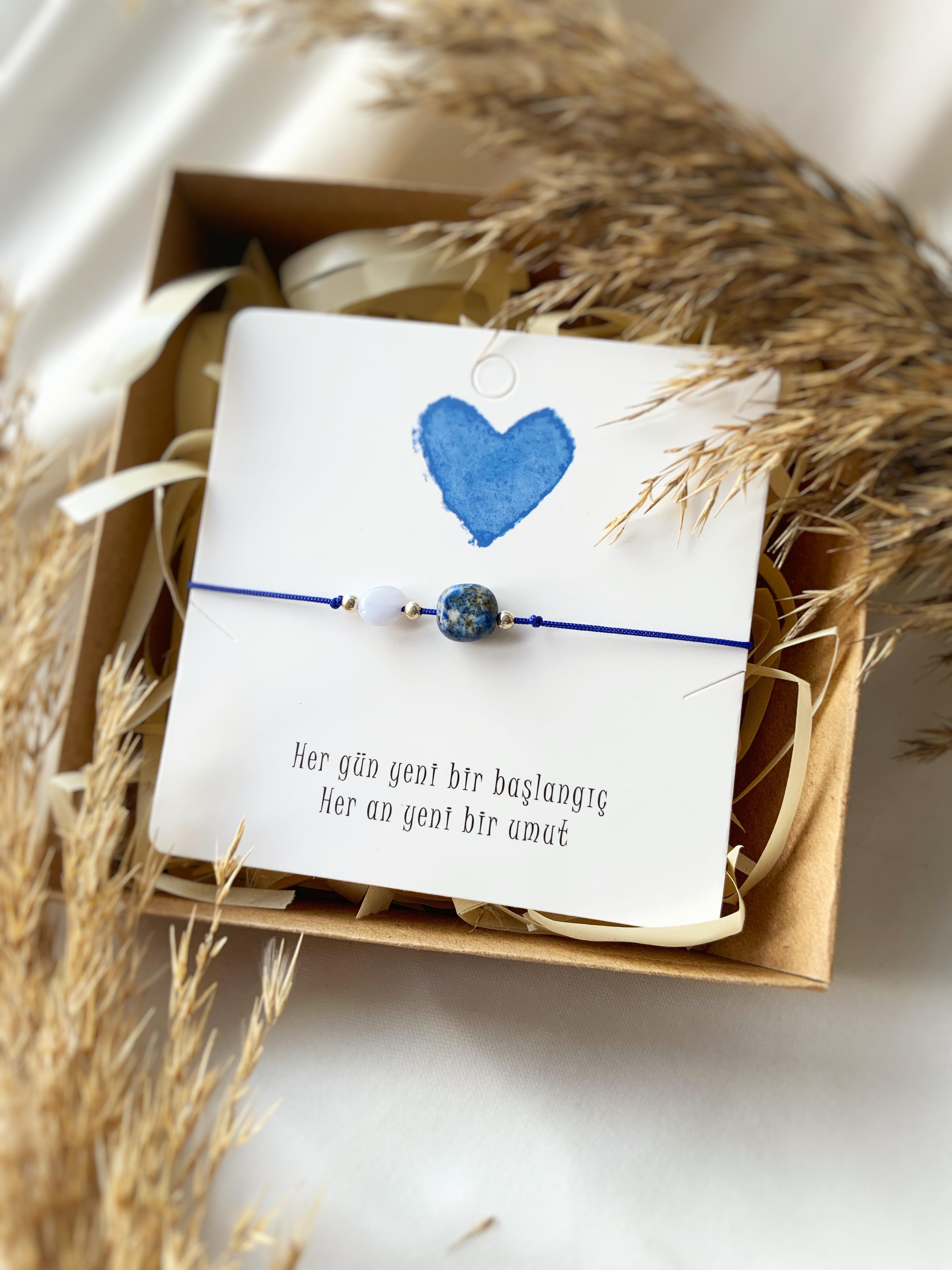 Kalsedon ve Lapis Lazuli 