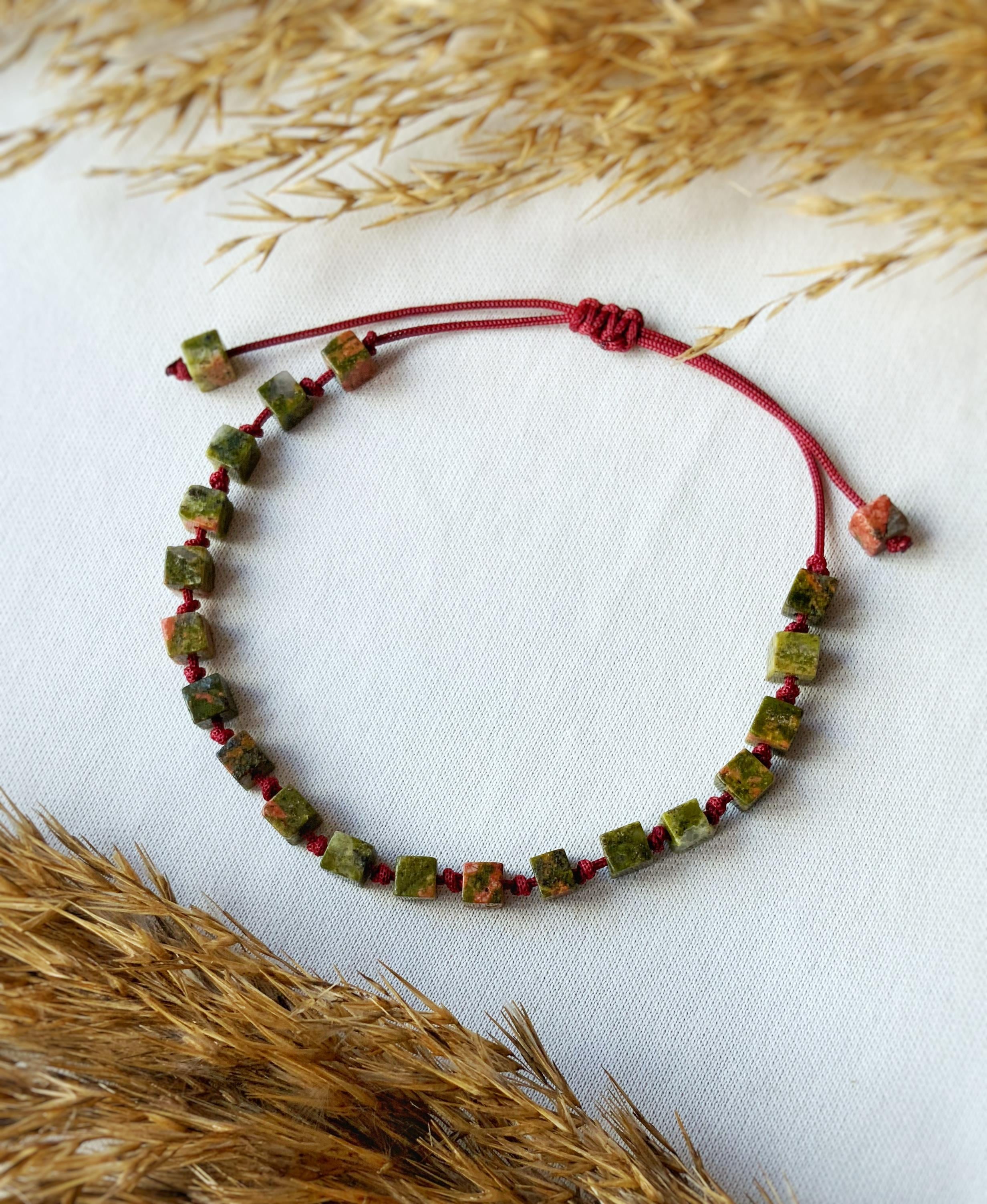 Kare Unakit Bileklik