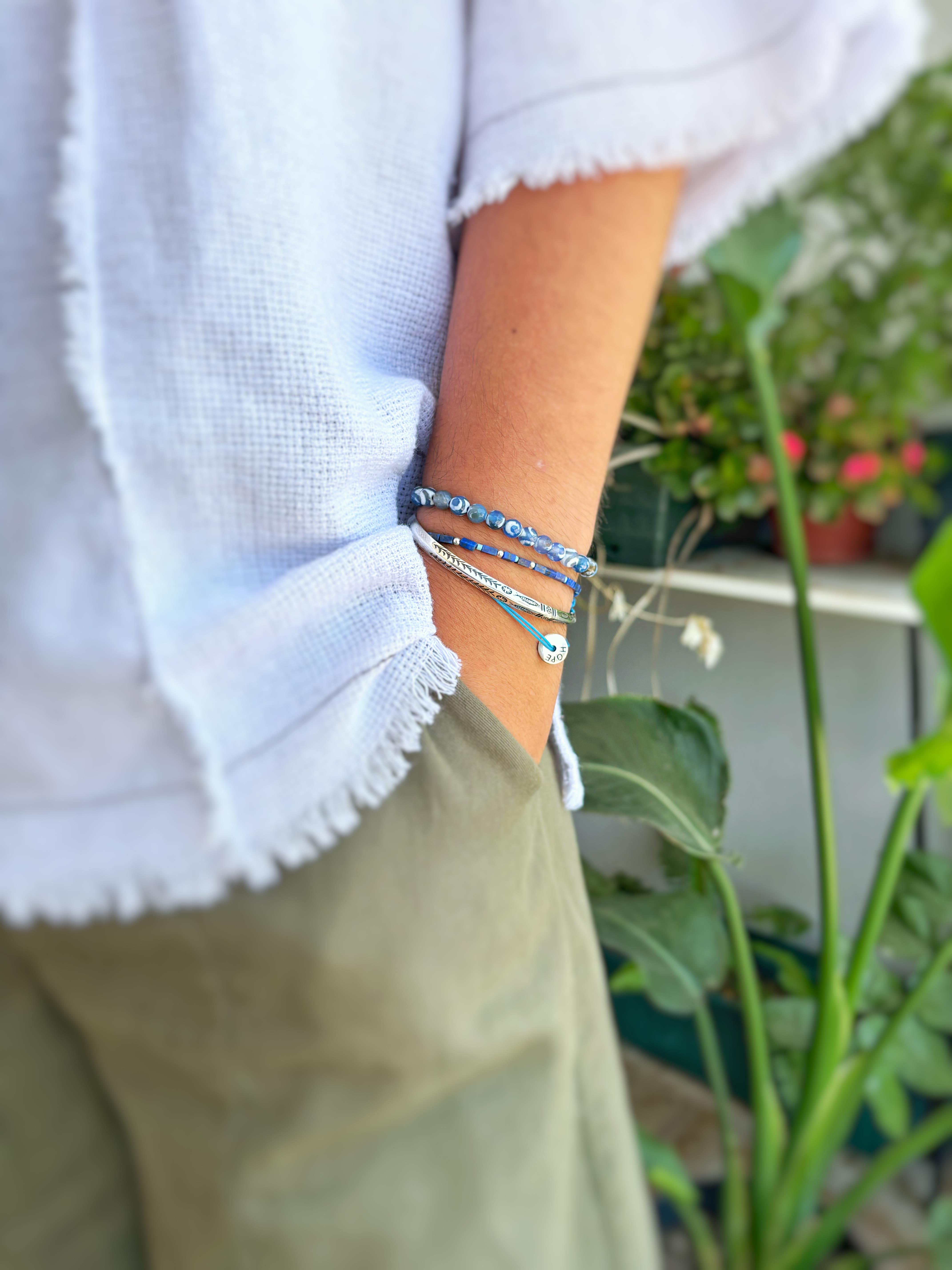 Mavi Çizgili Akik Unisex Bileklik