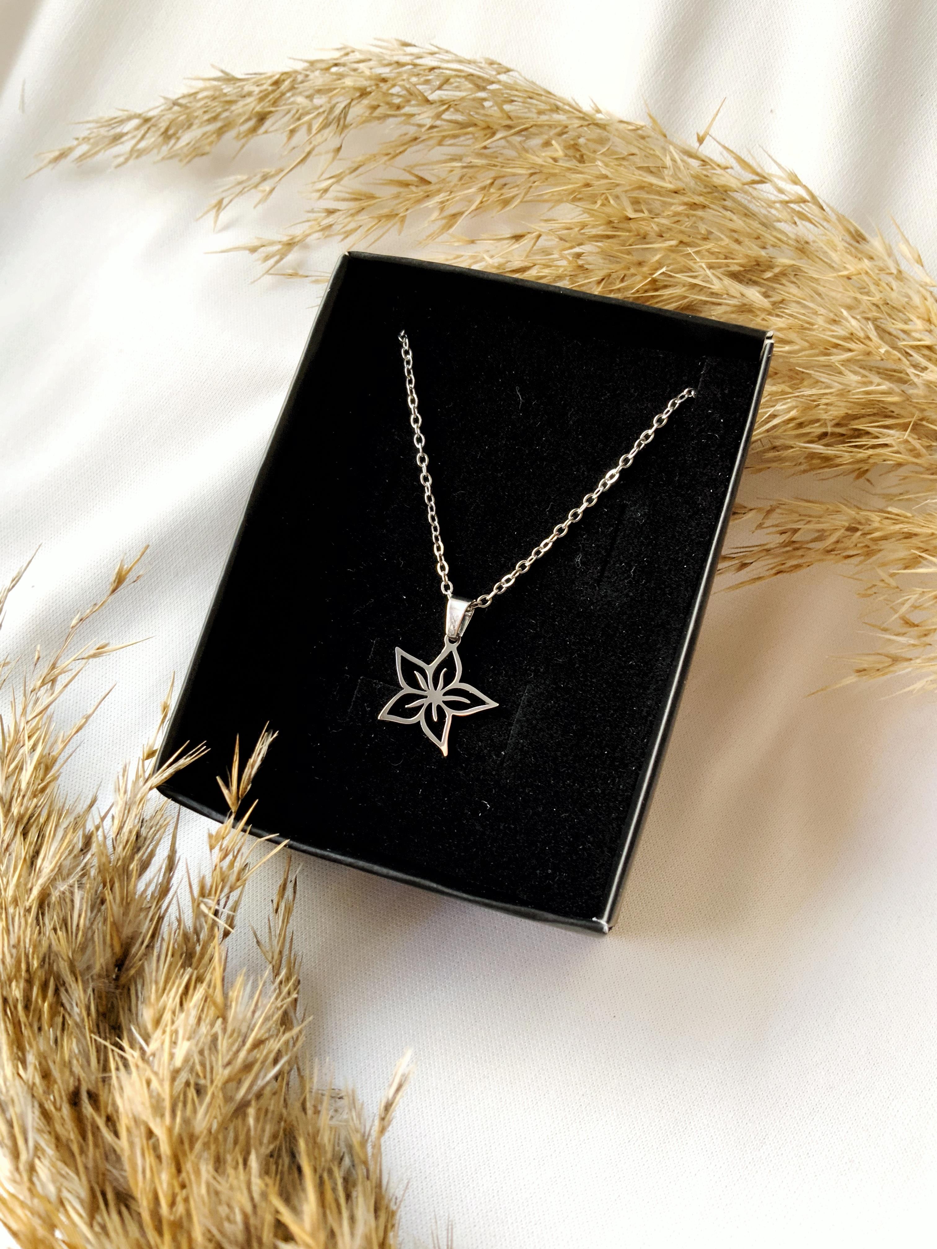 Orkidem Çelik Kolye