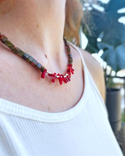  Roth Doğaltaş Tasarım Kolye