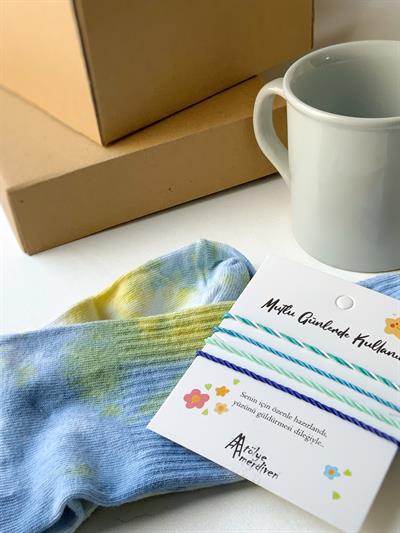 Gri Bardak Çorap ve Bileklik Hediye seti