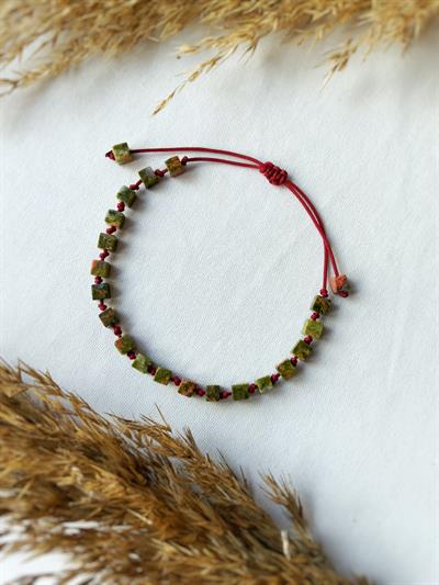 Kare Unakit Bileklik