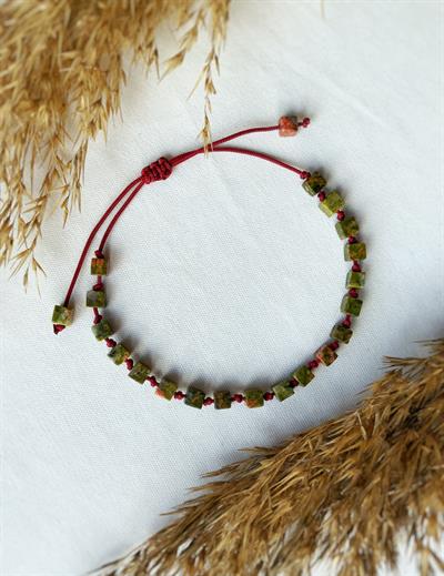 Kare Unakit Bileklik