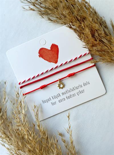 Kırmızı Şans Charmı 