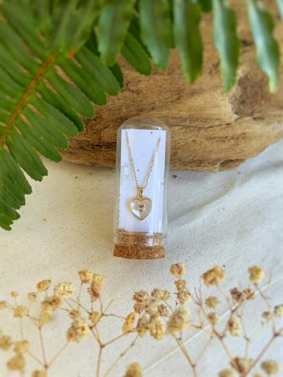 Sedefli Çelik Kalp Kolye