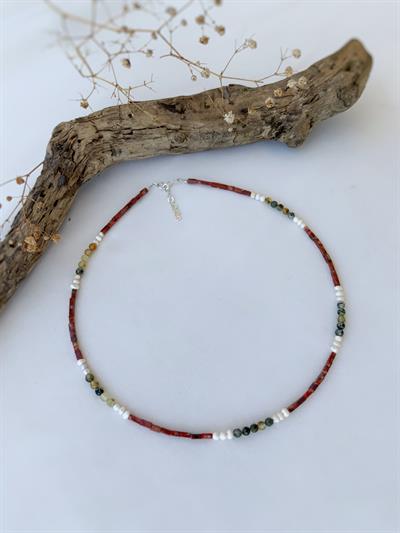 Tanrıça Freya Doğaltaş Kolye