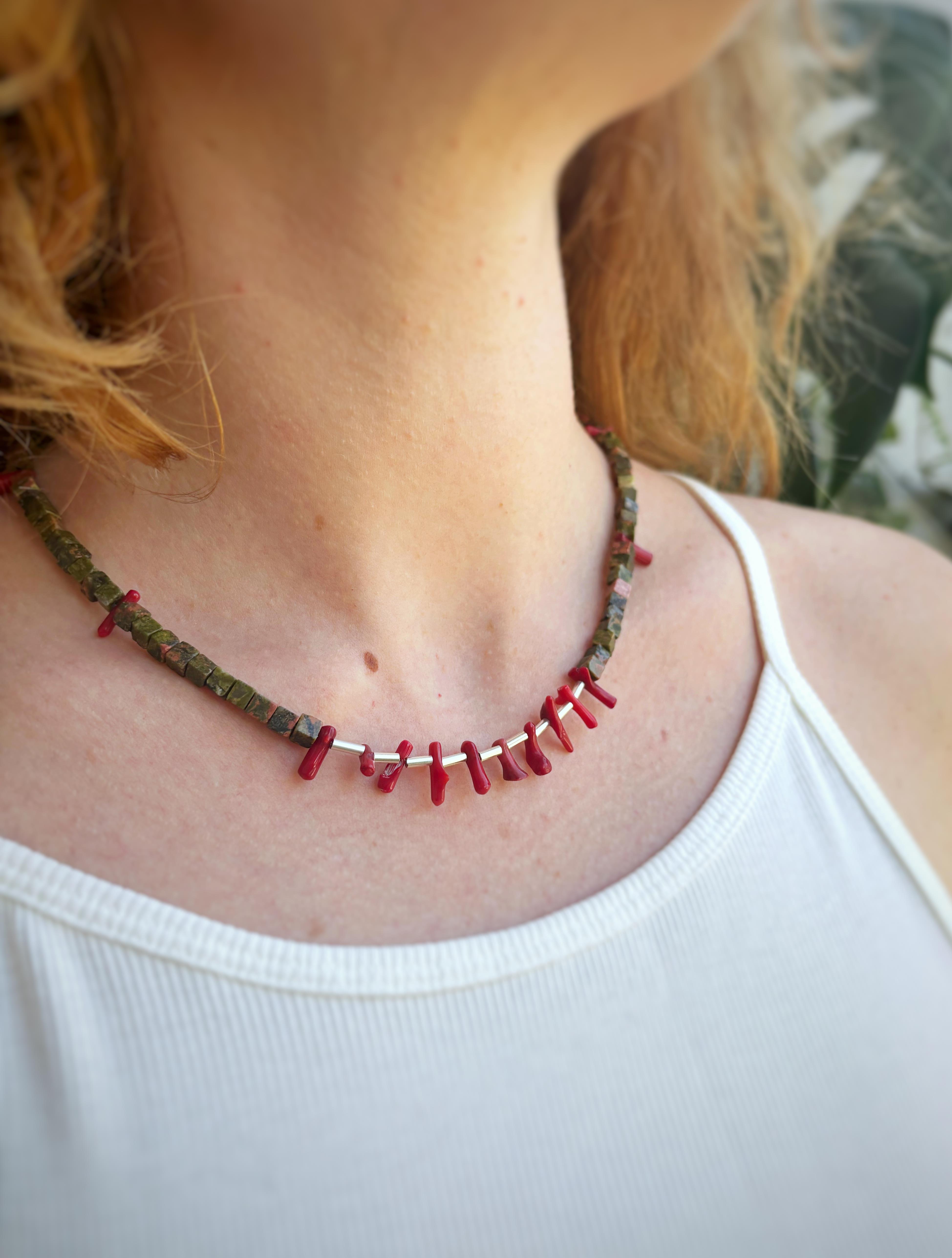  Roth Doğaltaş Tasarım Kolye