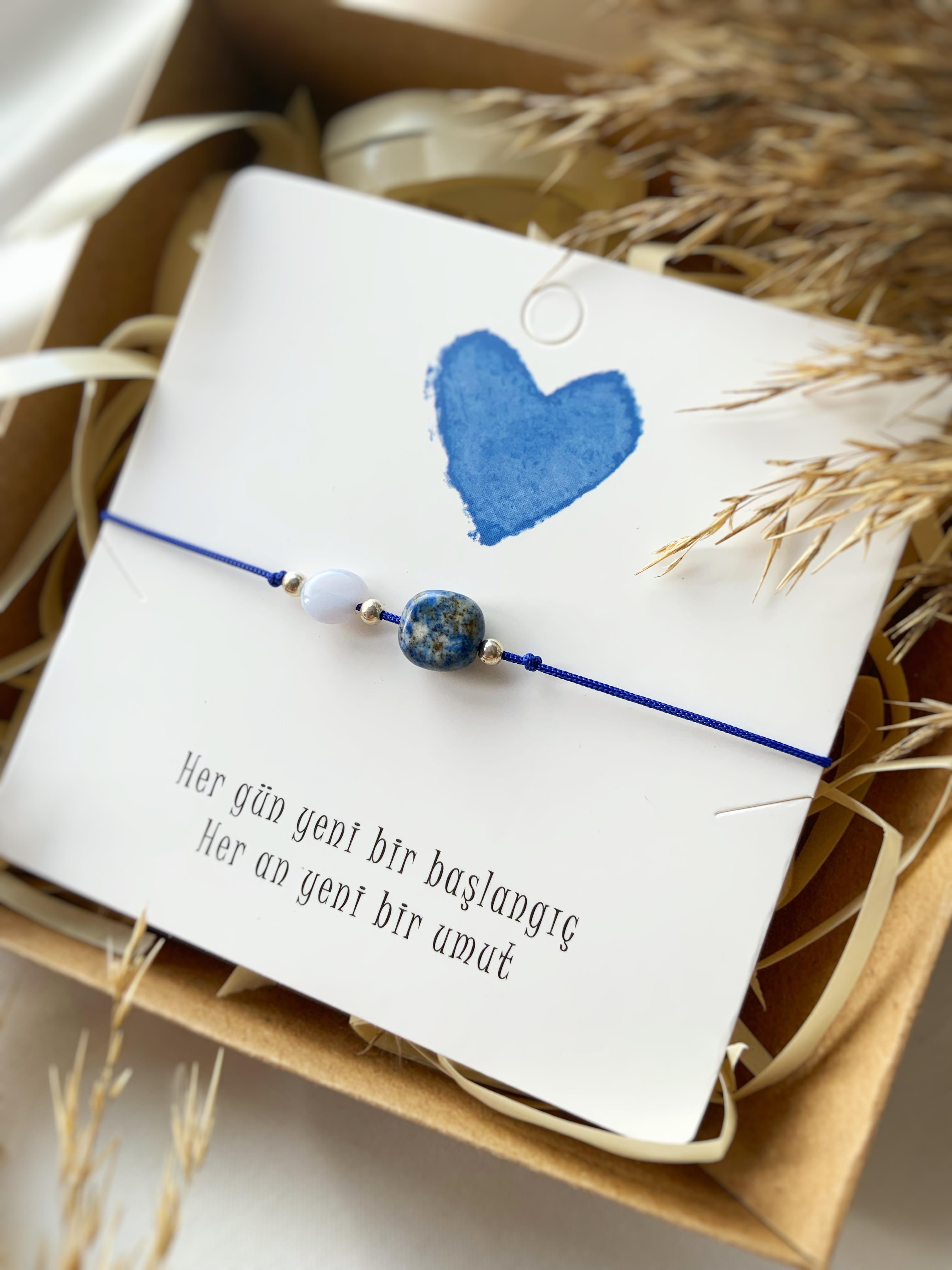 Kalsedon ve Lapis Lazuli 