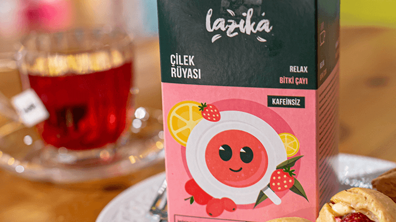 A Dreamy Tea; Strawberry Dream