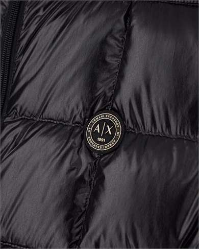 Armani Exchange Erkek Kolsuz Fermuarlı Sıfır Yaka Siyah Yelek XM003475 AF23755-UC001