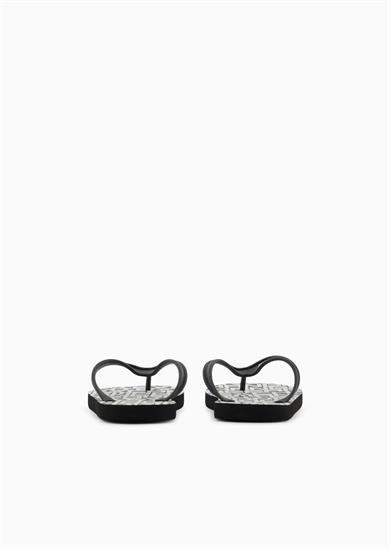 Armani Exchange Erkek Düz ve Rahat Taban Marka Logo Dokulu Parmak Arası Siyah-Beyaz Terlik XUQ002 XV676-N814