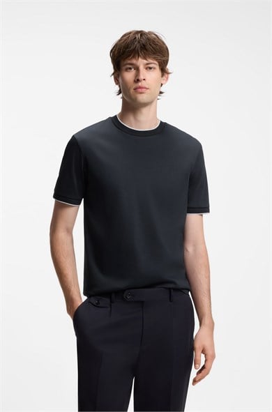 BOSS Erkek Dar Kesim Yuvarlak Yakalı Pamuklu Kısa Kollu Lacivert T-Shirt 50565570-404