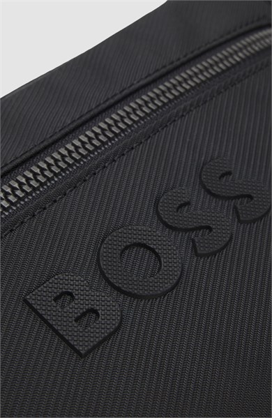 BOSS Erkek Dayanıklı Elmas Desenli Logo İmzalı Çapraz Askılı Fermuarlı Siyah Omuz Çantası 50567752-001