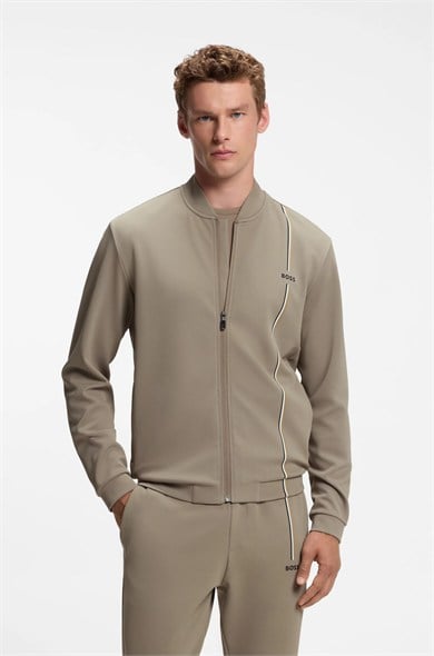 BOSS Erkek Normal Kesim Nem Yönetimi Özellikli Esnek Gabardin Kumaşlı Bej Sweatshirt 50563352-334