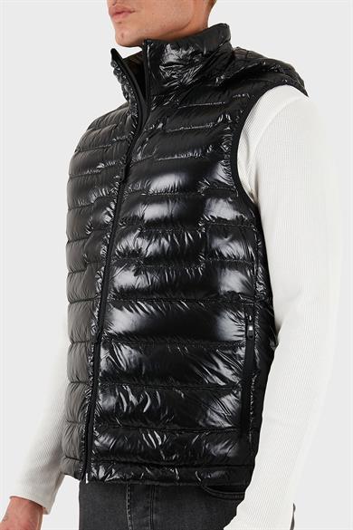 BOSS Erkek Regular Fit Parlak Kapitone Desenli Kapüşonlu Siyah Yelek 50548848-001