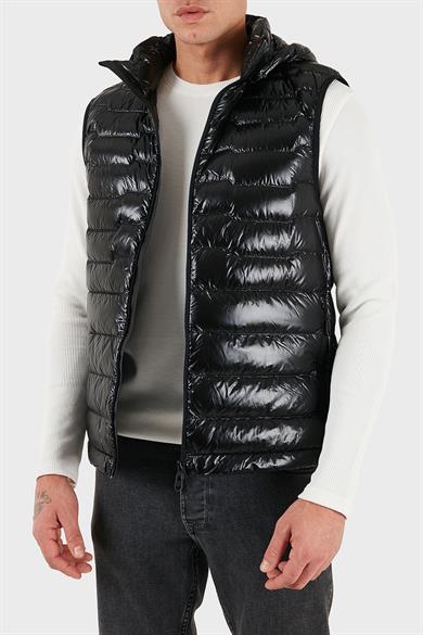 BOSS Erkek Regular Fit Parlak Kapitone Desenli Kapüşonlu Siyah Yelek 50548848-001