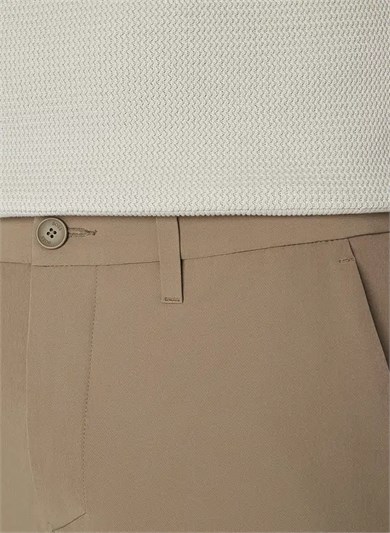 BOSS Erkek Slim Fit Çabuk Kuruyan Su Tutmayan Dar Paça Bej Pantolon 50534303-334