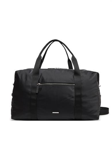 Calvin Klein Erkek Ayarlanabilir Askılı Fermuar Bölmeli Geniş İç Hacimli Siyah Spor Çanta LV04D3043G-UB1