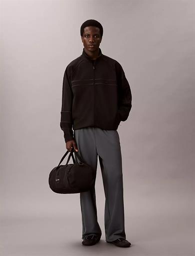 Calvin Klein Erkek Çıkarılabilir Uzun Askılı Fermuarlı CK Logolu Siyah Omuz Çantası LV04D3115G-UB1