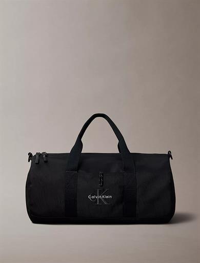 Calvin Klein Erkek Çıkarılabilir Uzun Askılı Fermuarlı CK Logolu Siyah Omuz Çantası LV04D3115G-UB1