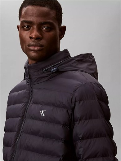 Calvin Klein Erkek Fermuarlı Dik Yaka Kapitoneli Cep Detaylı Lacivert Mont LV04RC511G-CEF
