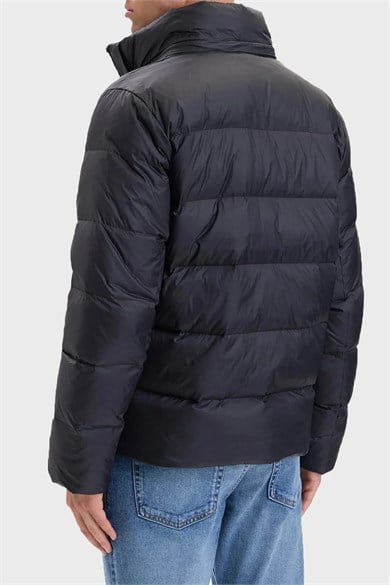 Calvin Klein Erkek Kapitoneli Regular Fit Kapüşonlu Şişme Siyah Mont LV04RH502G-UB1