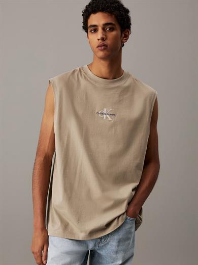 Calvin Klein Erkek Kolsuz Regular Fit Bisiklet Yaka Pamuklu Bej T-Shirt J30J327493-PAH