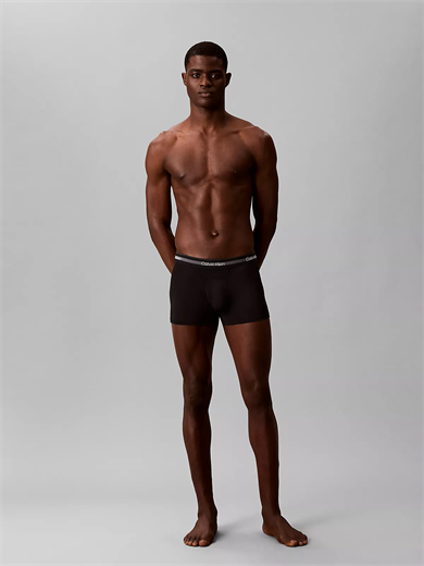 Calvin Klein Erkek Logo Etiketli Elastik Bel Bantlı Üçlü Paket Siyah Boxer LV00NB4536-UB1