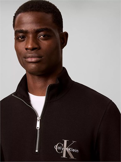 Calvin Klein Erkek Regular Fit Pamuklu Dik Yaka Yarım Fermuarlı Logolu Uzun Kollu Siyah Sweatshirt LV04RG280G-UB1