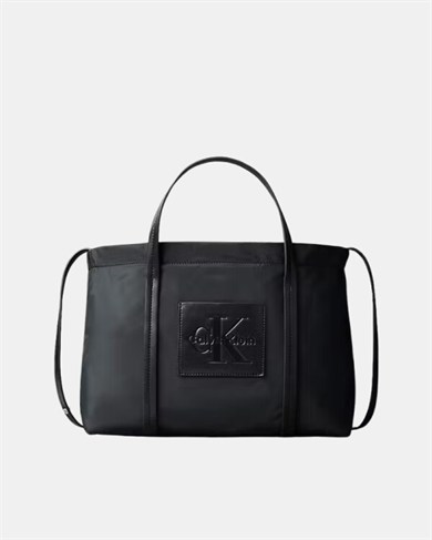 Calvin Klein Kadın Ayarlanabilir Çapraz Askılı Logo Detaylı Küçük Boy Siyah Çanta LV04F3868G-UB1