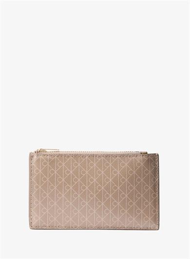 Calvin Klein Kadın CK Desenli Fermuar Kapama Çoklu Kart Bölmeli Bej Cüzdan LV04F1084G-3I6