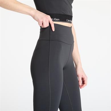 Calvin Klein Kadın Dar Kalıp Beli Lastikli Hızlı Kuruyan Geniş Paça Siyah Tayt LVGWS5L611-UB1